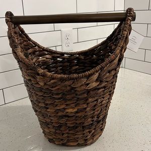 Pottery barn perry paper holder NWT